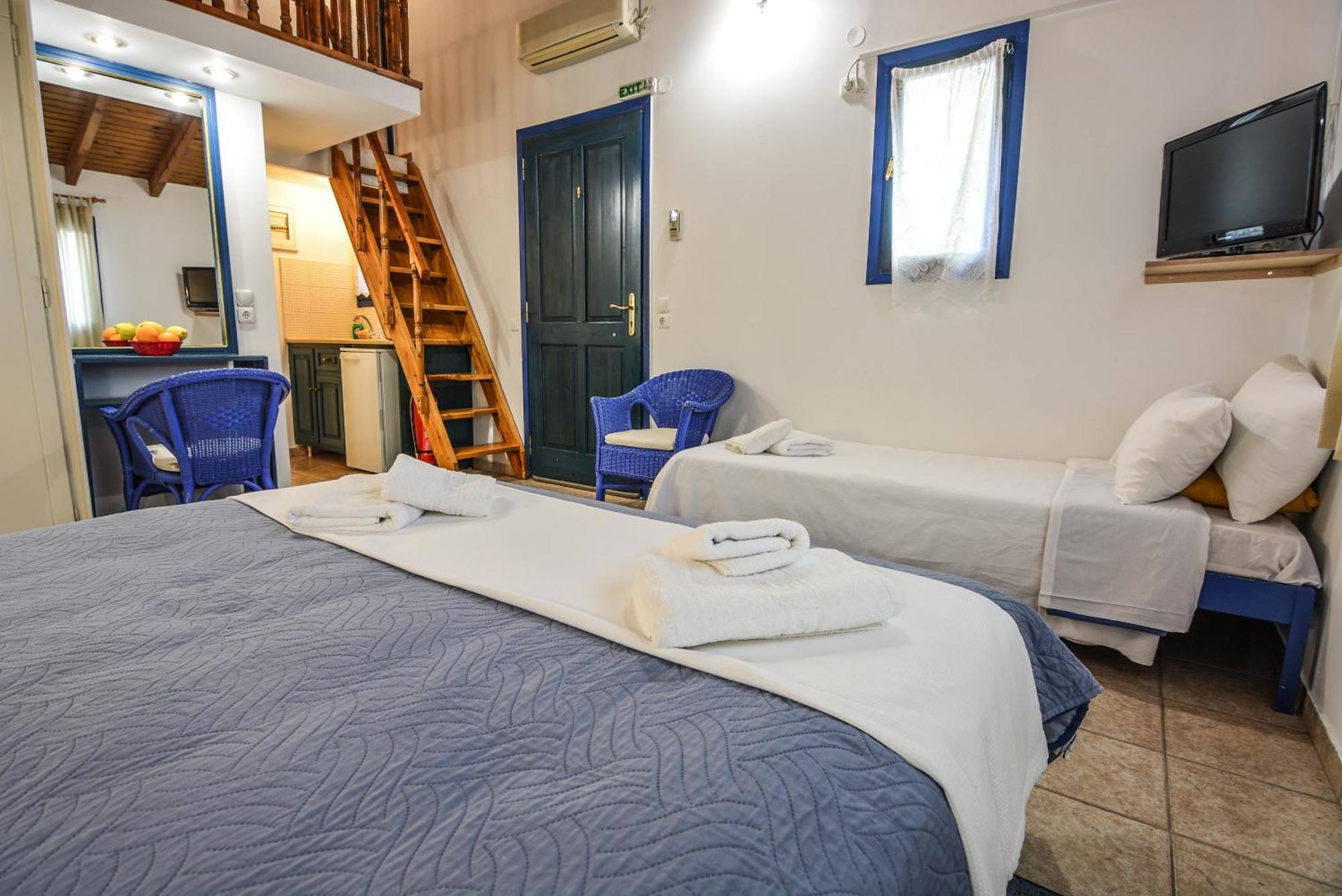 Aparthotel Village 4*