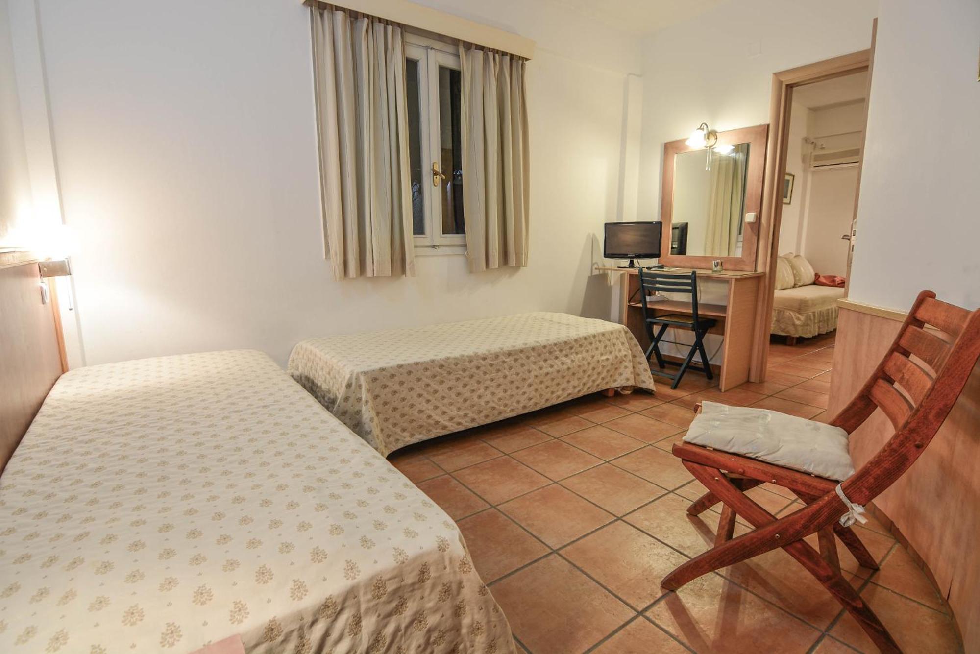 Aparthotel Village